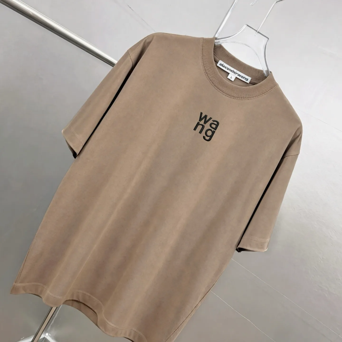 alaxander wang/ 《 》7a tee ， Same Style ， : Black White Coffee Brown Size：S（90-130 ） M（125-150 ） L（135-165 ） XL（160-190 ） XXL（185 ）